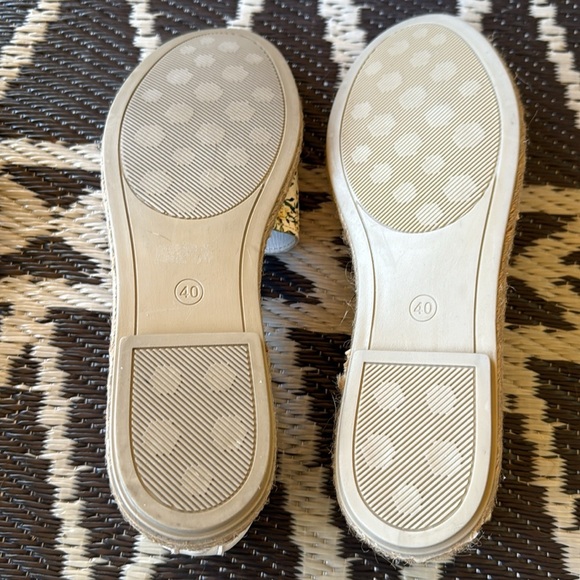 * NWOT* Mago| Floral Leather Espadrilles - Picture 7 of 9